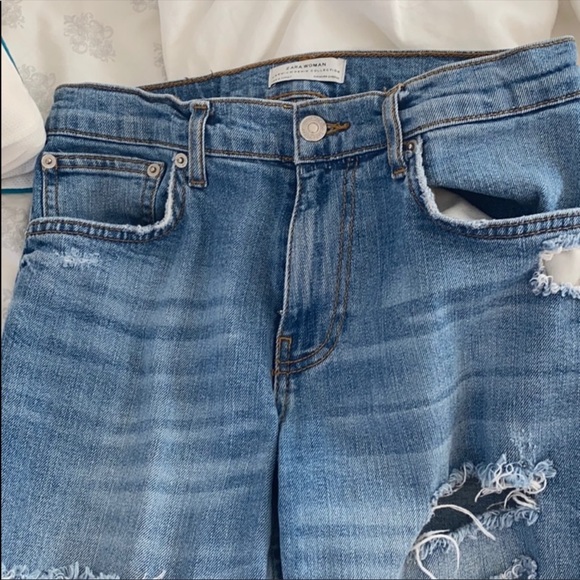 ZARA Premium Denim Ripped Boyfriend Jeans - Picture 2 of 5